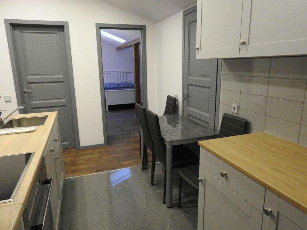 New Town Apartamentai Apartment Kaunas Ngoại thất bức ảnh